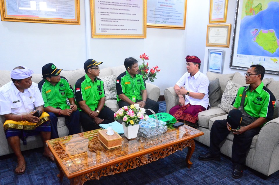 bupati_11.jpg